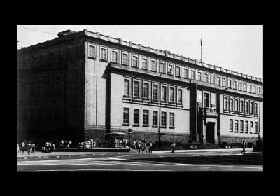 Inaugurado el 2 de junio de 1941, el edificio de Pino Suárez núm. 2 es sede de la Suprema Corte de Justicia de la Nación.